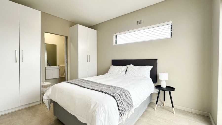 To Let 1 Bedroom Property for Rent in Table View Western Cape